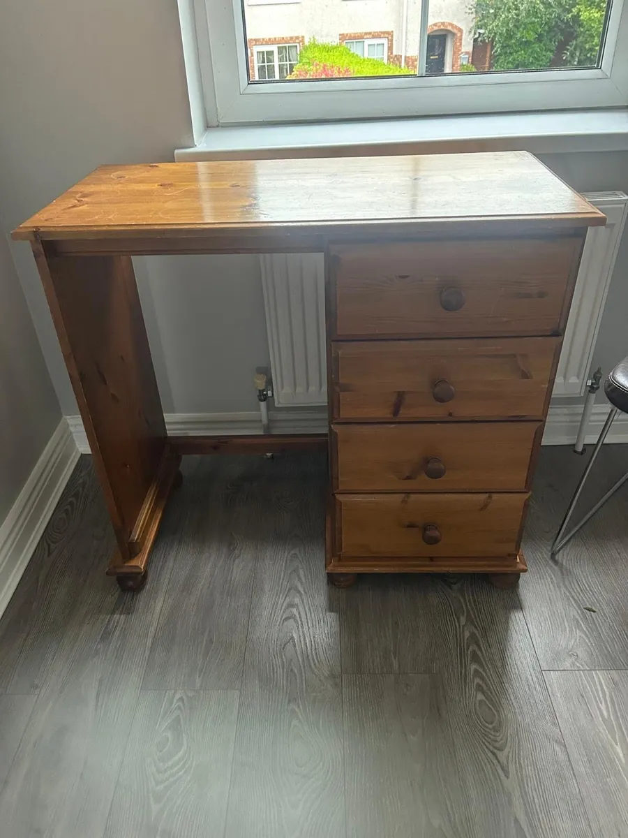 Office desk - Image 2