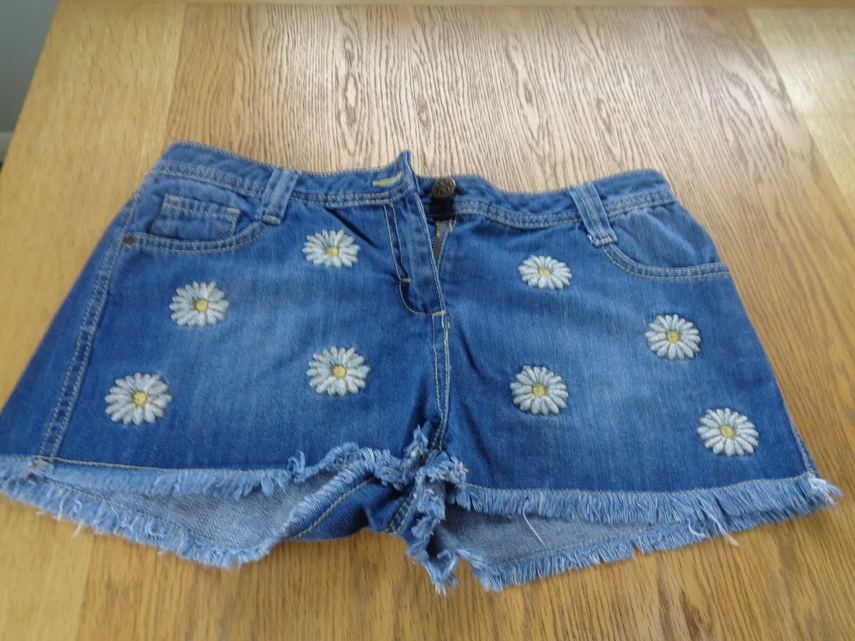 Ladies Denim Shorts for Sale - Image 1