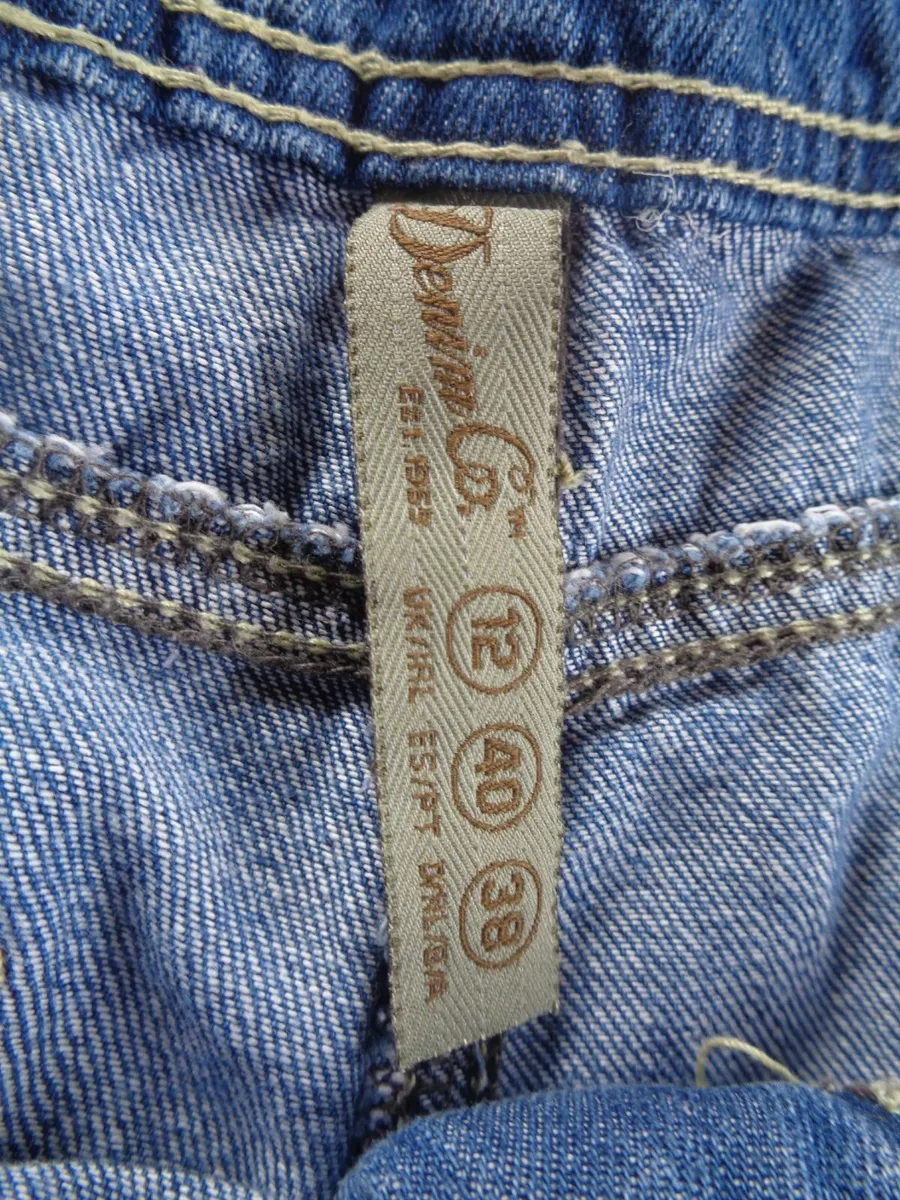Ladies Denim Shorts for Sale - Image 3