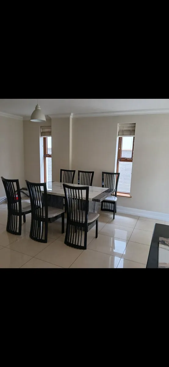 table and chairs - Image 2