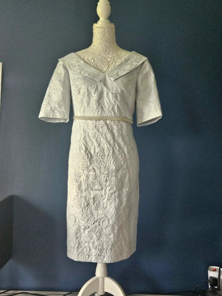 Mother of the bride/groom - Image 2