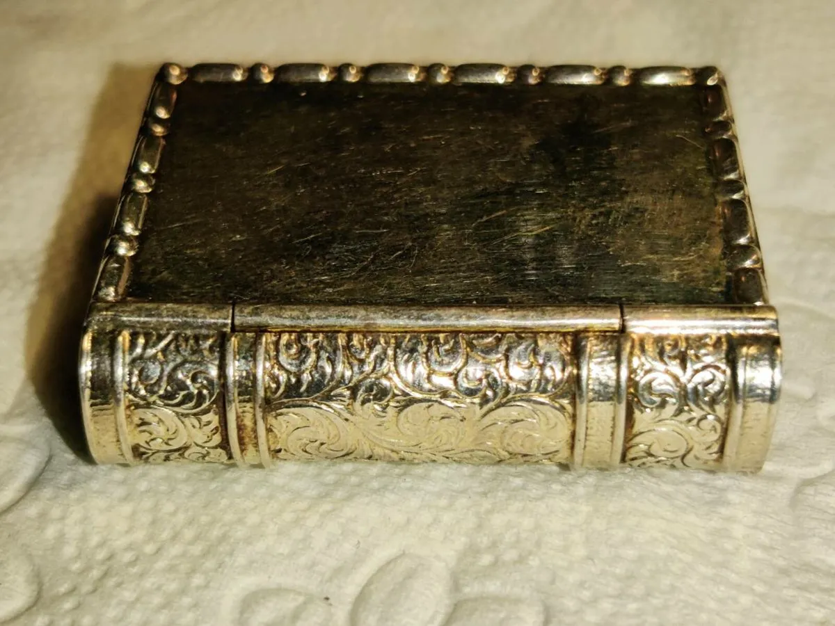 RARE BOOK STYLE, 925 Silver New Unisex Pill Box ! - Image 1