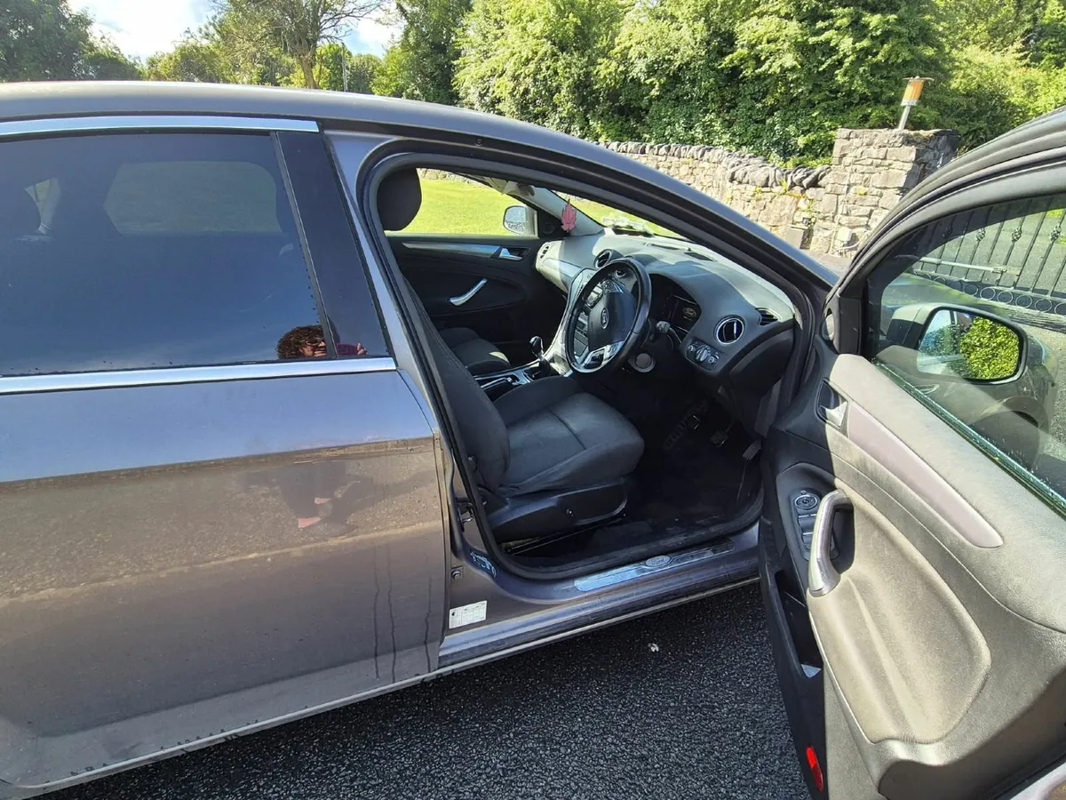Ford Mondeo 2011 - Image 3