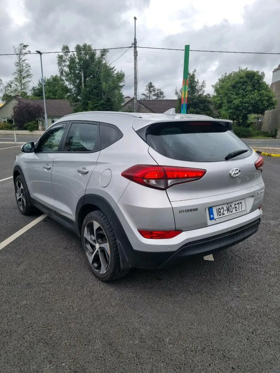 Hyundai Tucson Executive SE 5DR - Image 4