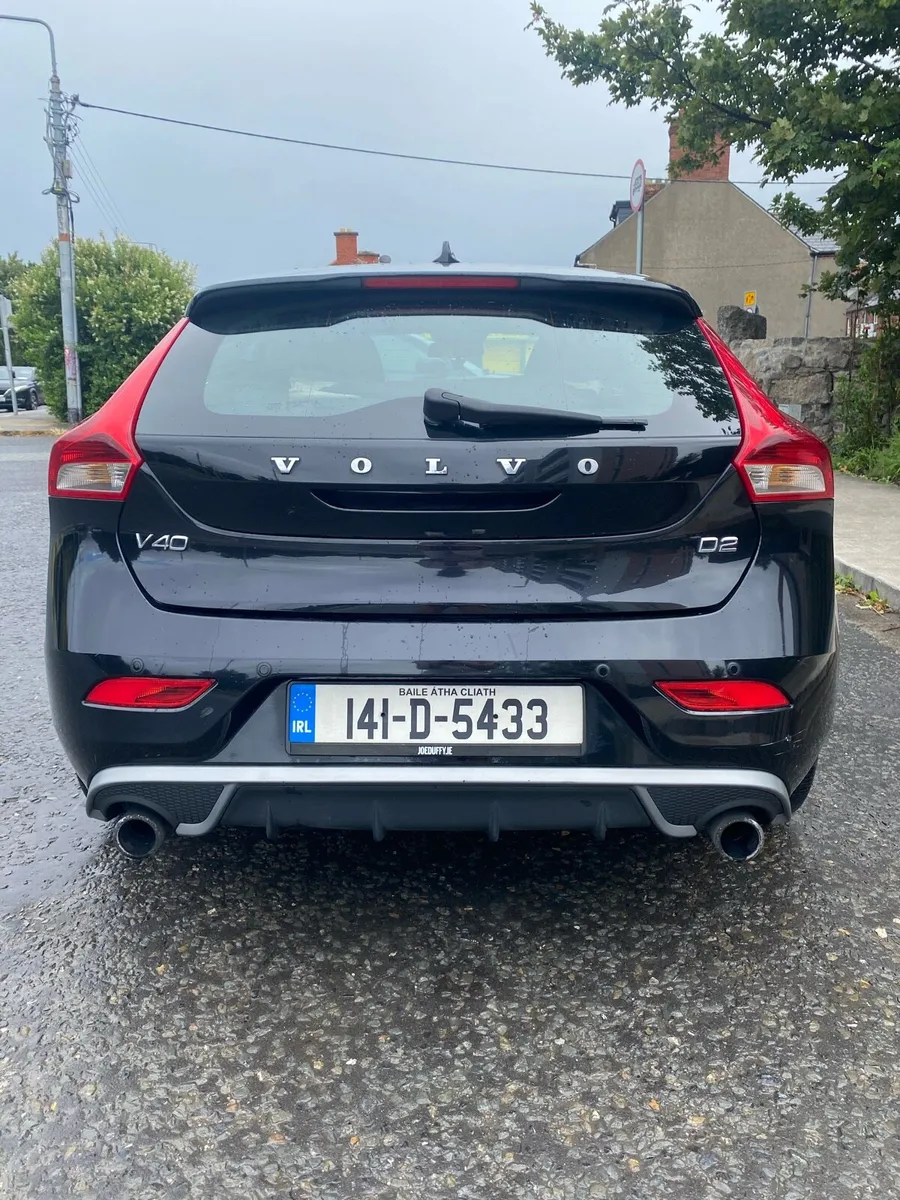 Volvo V40 - Image 3