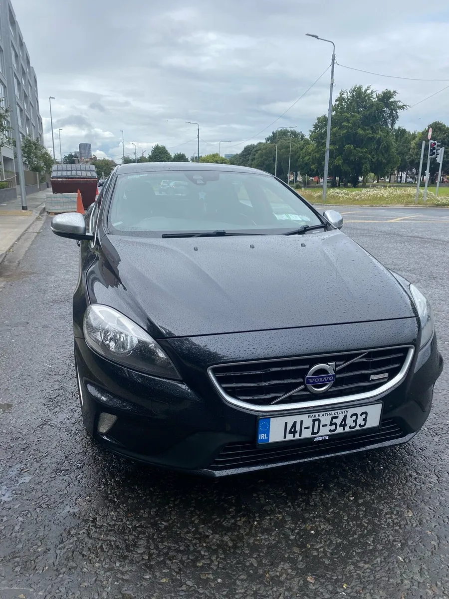 Volvo V40 - Image 4