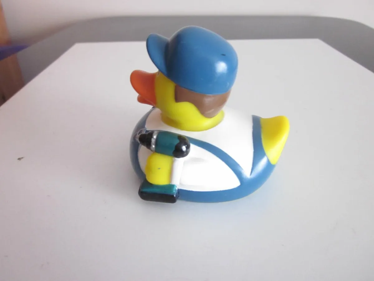 Schnapels Repairman Rubber Duck - Image 3