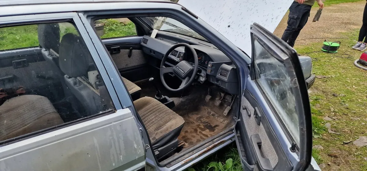 Toyota Starlet 1988 - Image 2