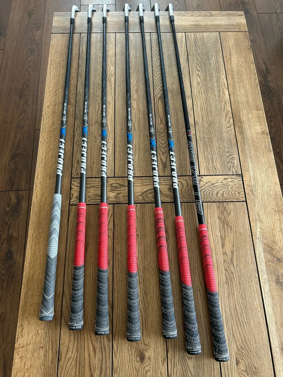 Left handed Mizuno JPX 919 irons - Image 1