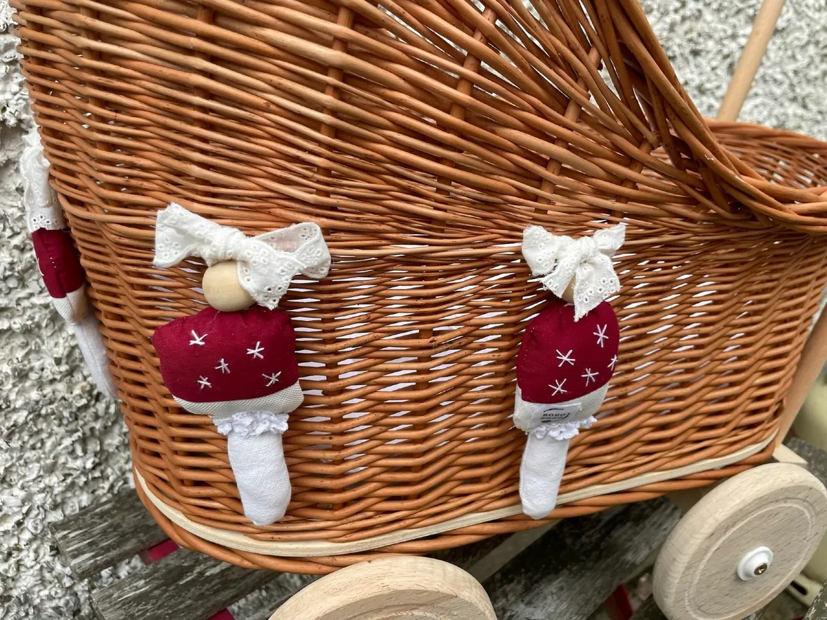 Child's Toy Pram - Image 3