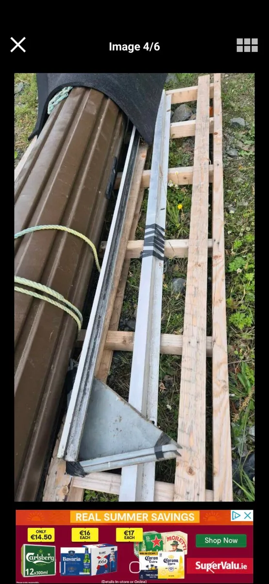 Complete roller door with motor and hidges - Image 3