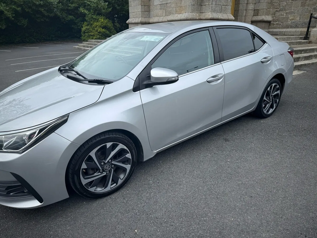 Toyota Corolla - Image 3