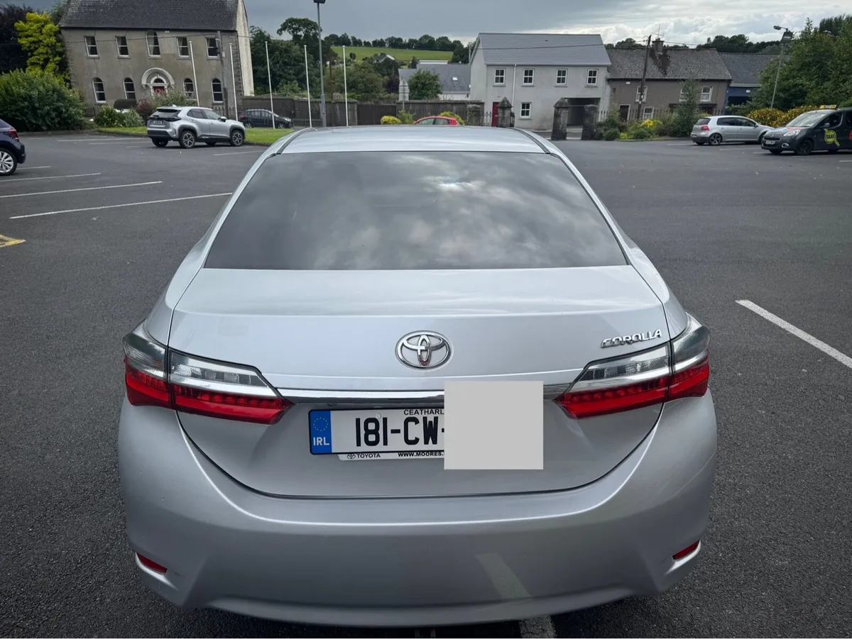 Toyota Corolla - Image 4
