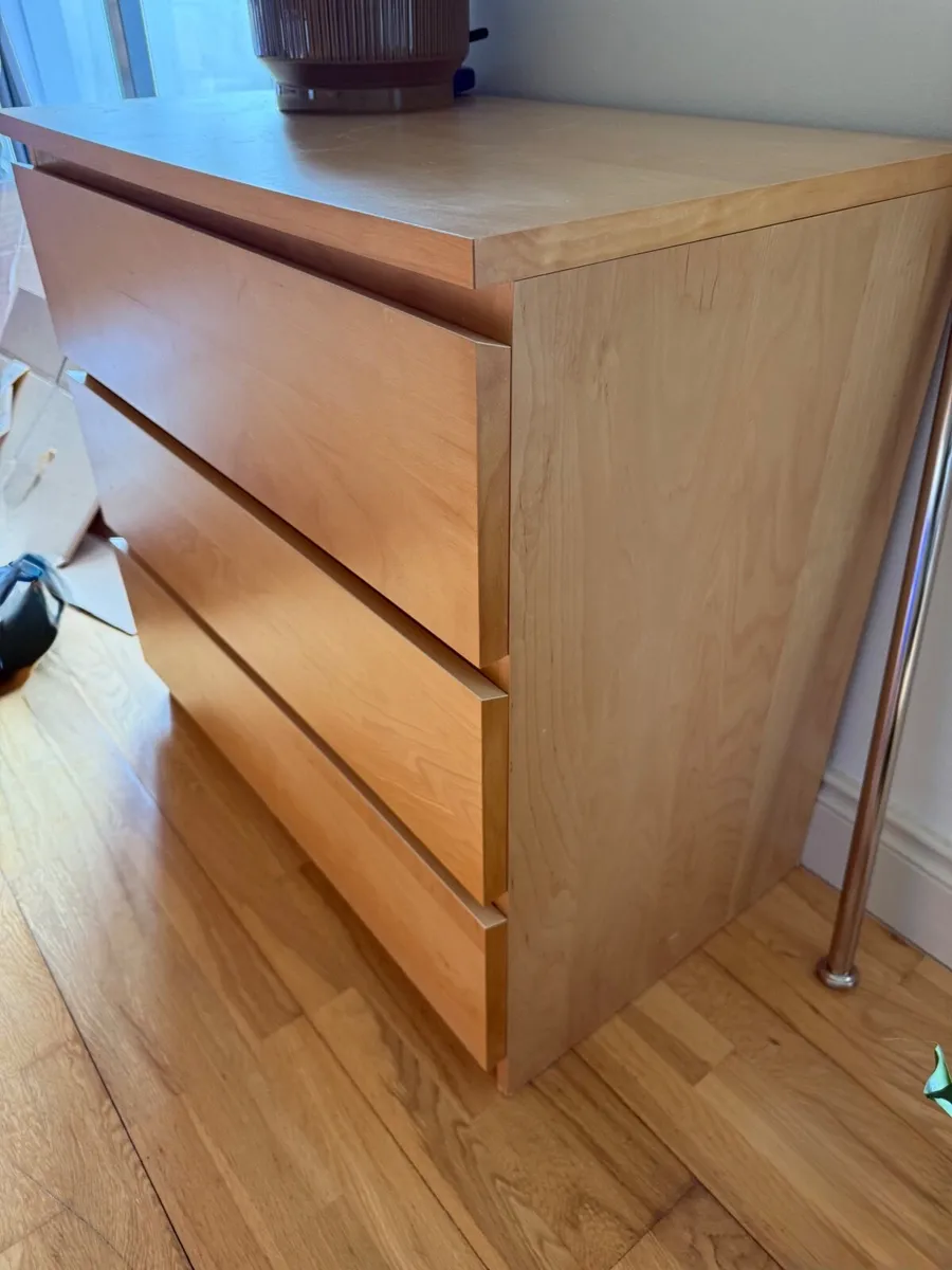 MALM Chest of 3 drawers IKEA - Image 1