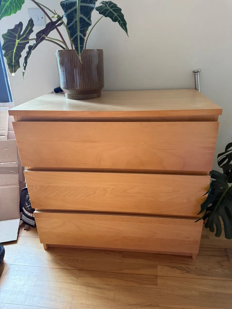 MALM Chest of 3 drawers IKEA - Image 3