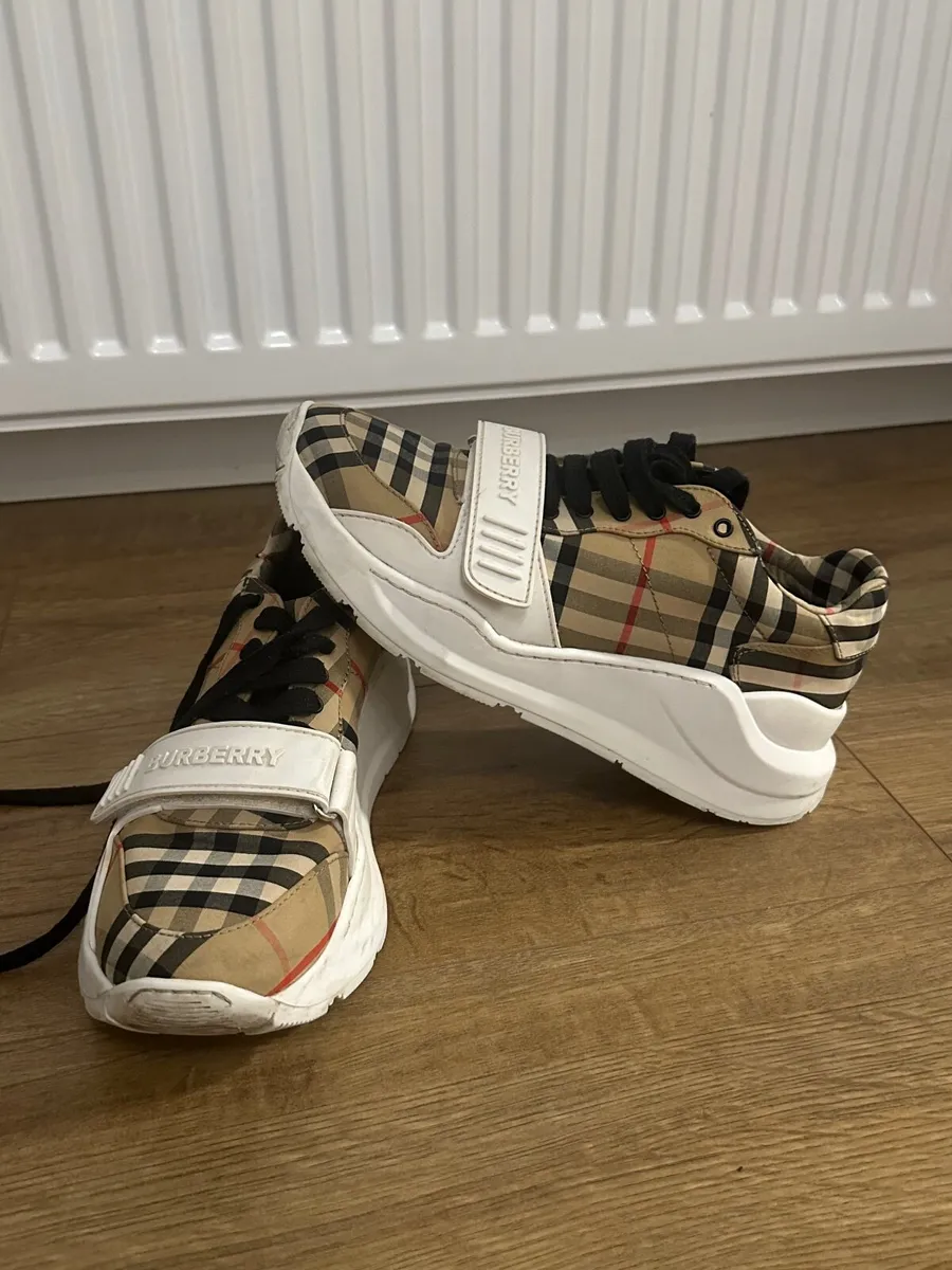Burberry Shoes