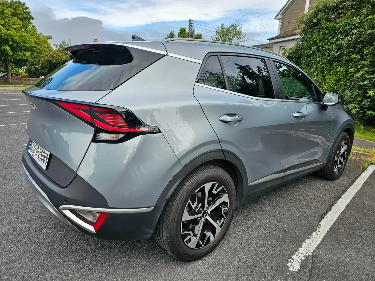 Kia Sportage 2023 - Image 2