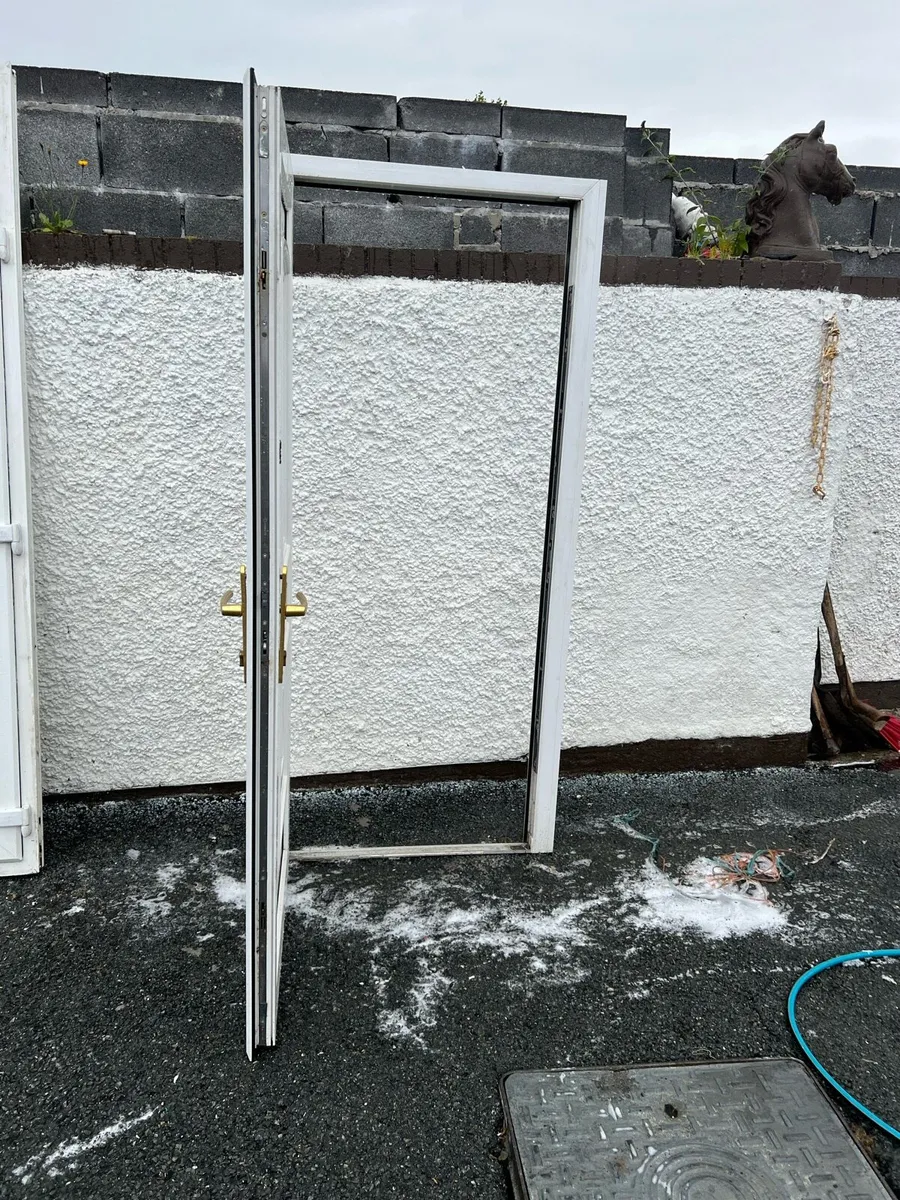 Pvc front door - Image 4