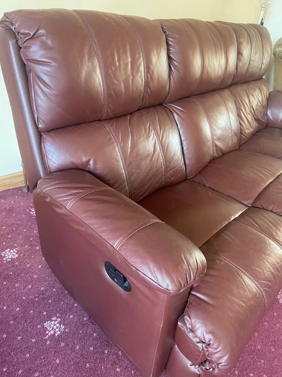 Sofa/Couch - Image 2