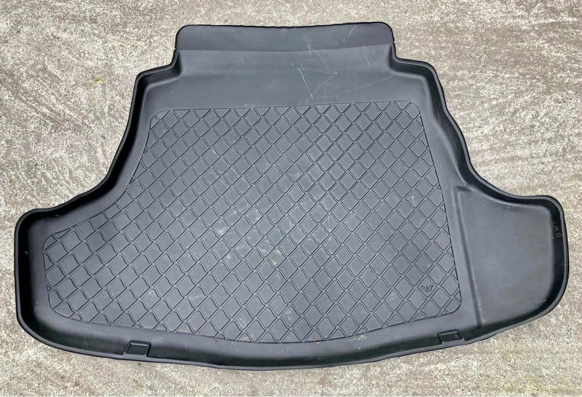 Camry genuine boot mat + liner - Image 2