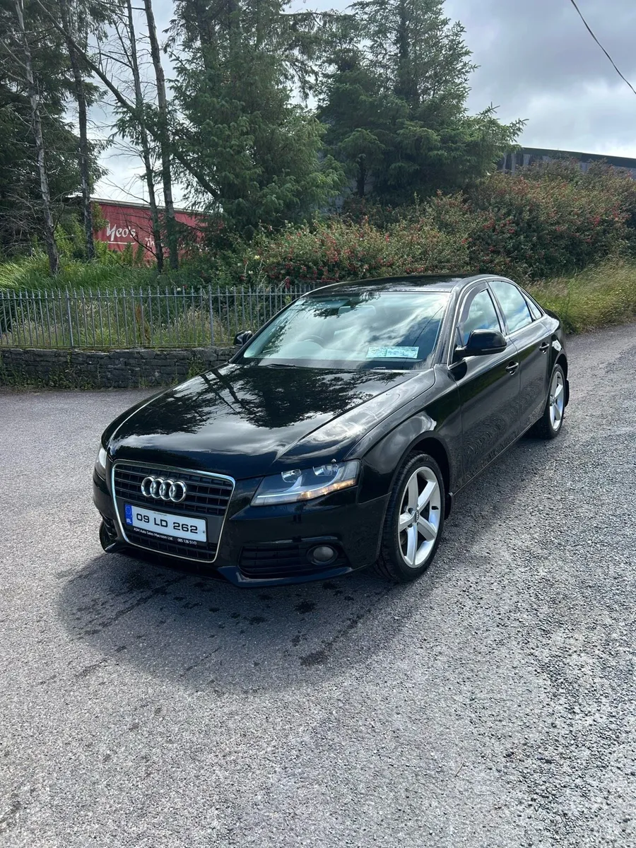 Audi A4 - Image 1