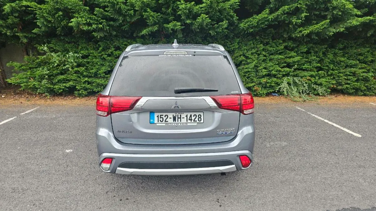 Mitsubishi Outlander PHEV - Image 4