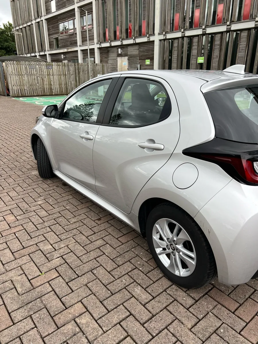 Toyota Yaris - Image 2