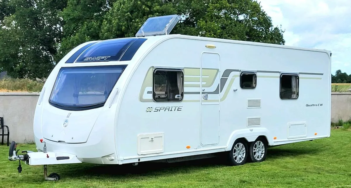 Swift spirte quattro 6 berth with end bedroom - Image 1