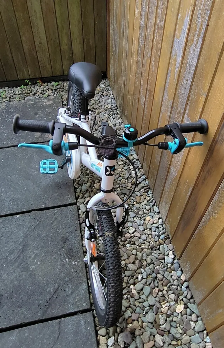 BTWIN Inuit 100 Kids Bike - Child’s Bicycle - Image 2