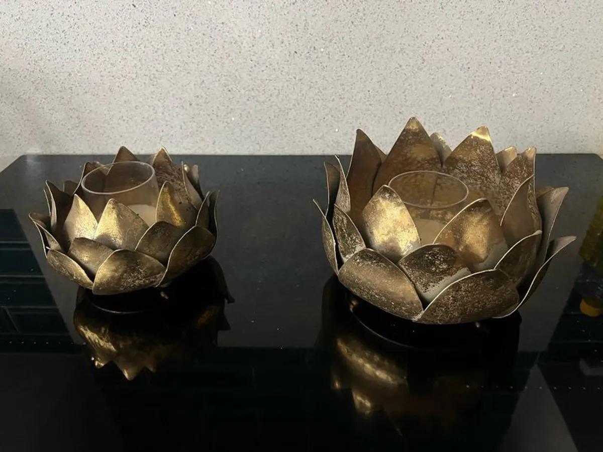 Pair of brass candle holders - Image 1