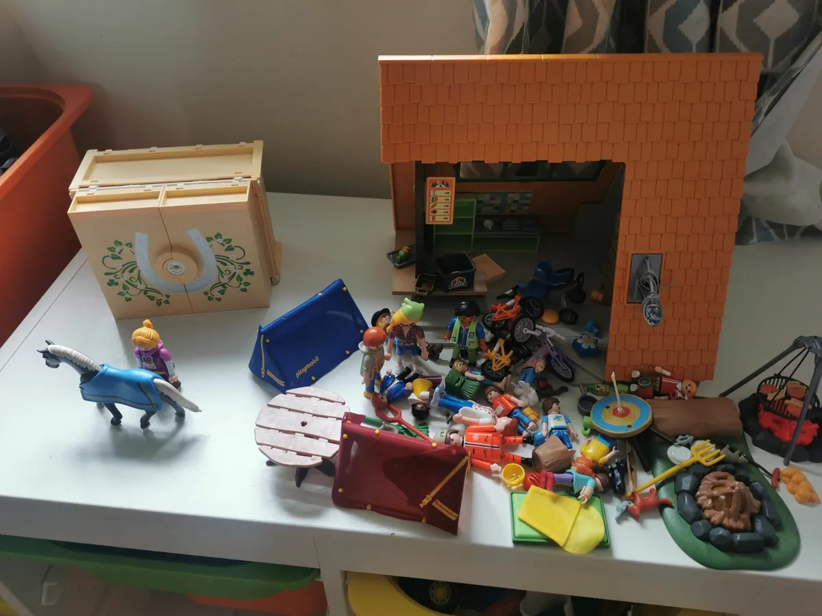 Playmobil camping and stables - Image 3