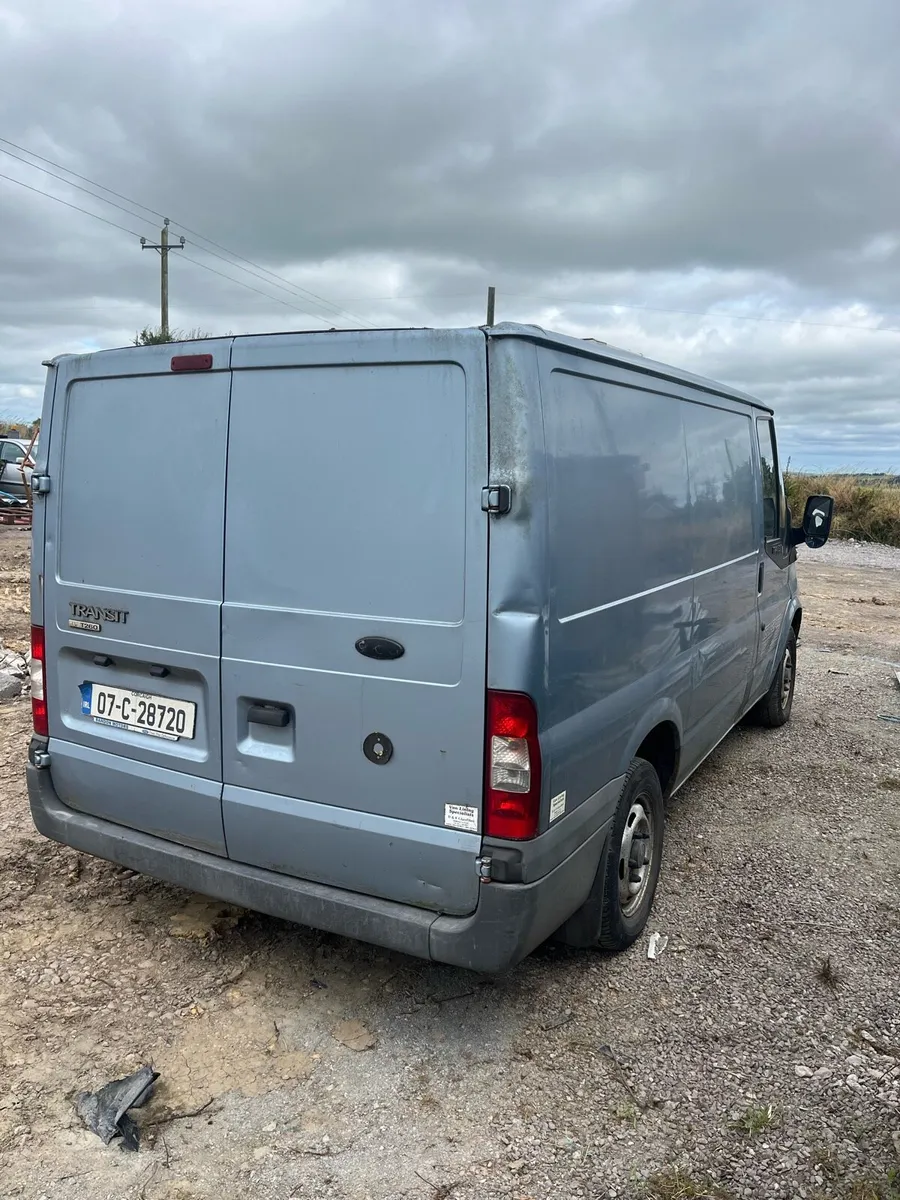 Ford Transit - Image 4