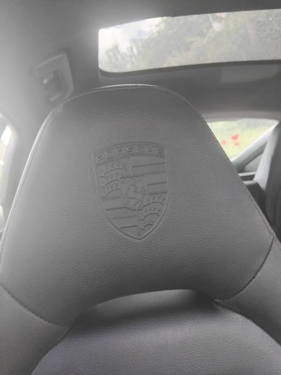 Porsche Panamera 2018 - Image 2