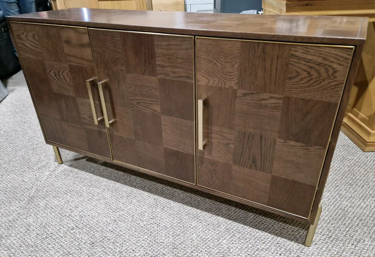 SALE Gambit Sideboard (Retail €835)