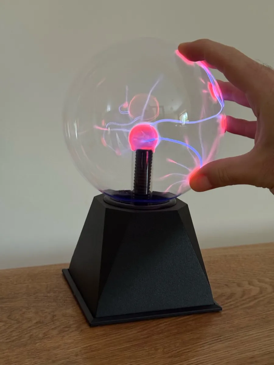Plasma Ball 24cm Interactive Lightning Display - Image 2