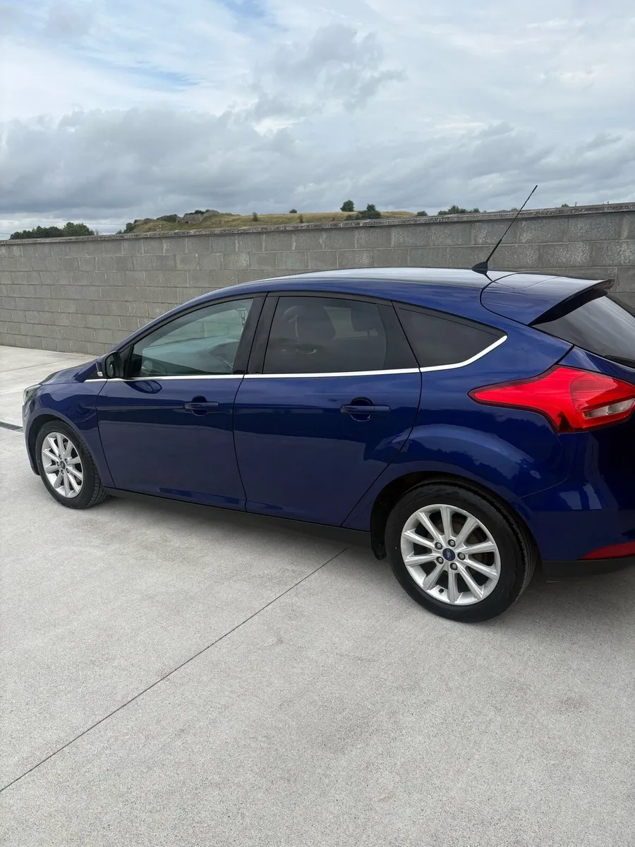 Ford focus - Image 2