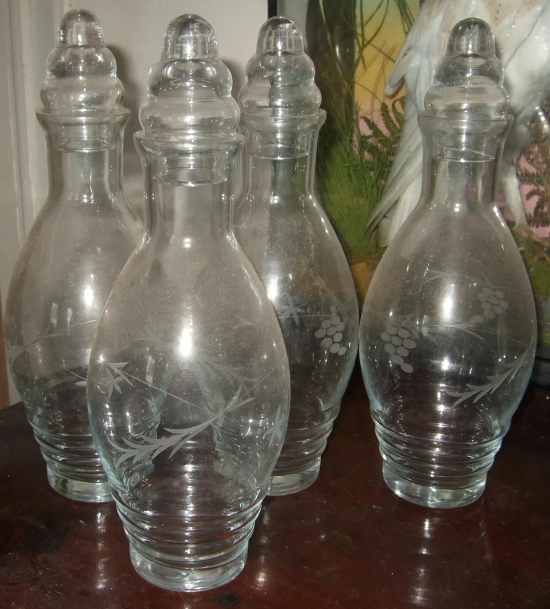 4 Vintage Glass Decanters - Image 3