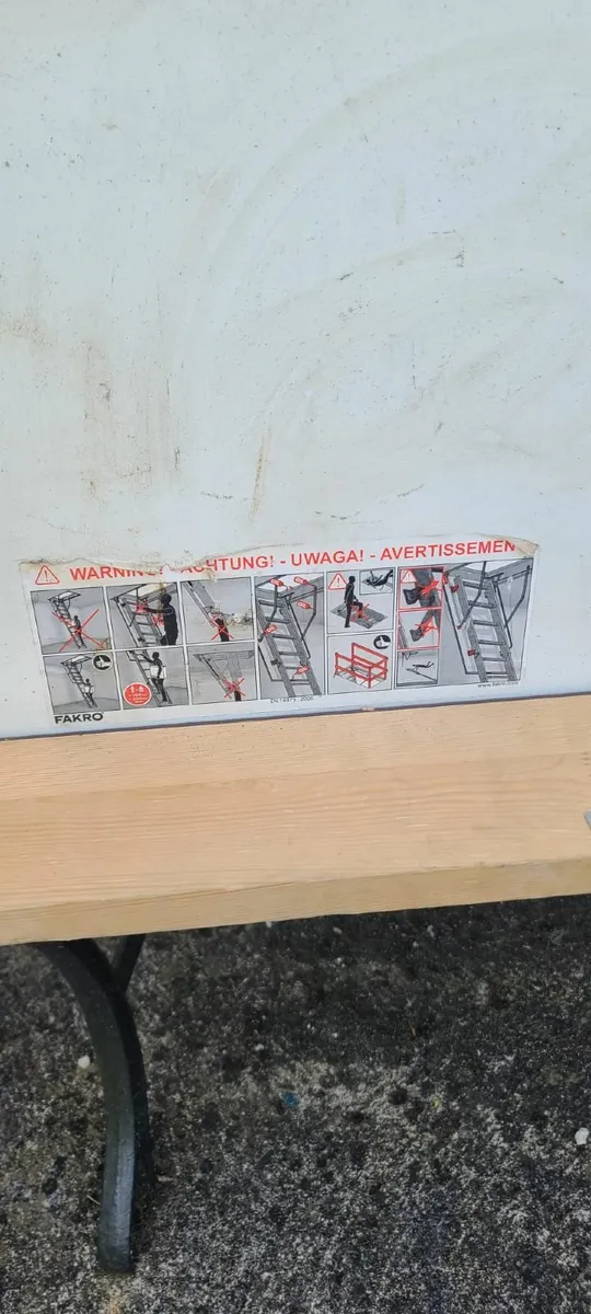 Attic stairs - Image 1