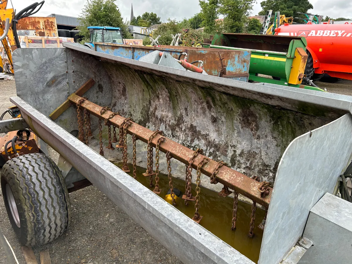Belmac 4.5Cub Galvanised Muckspreader - Image 2