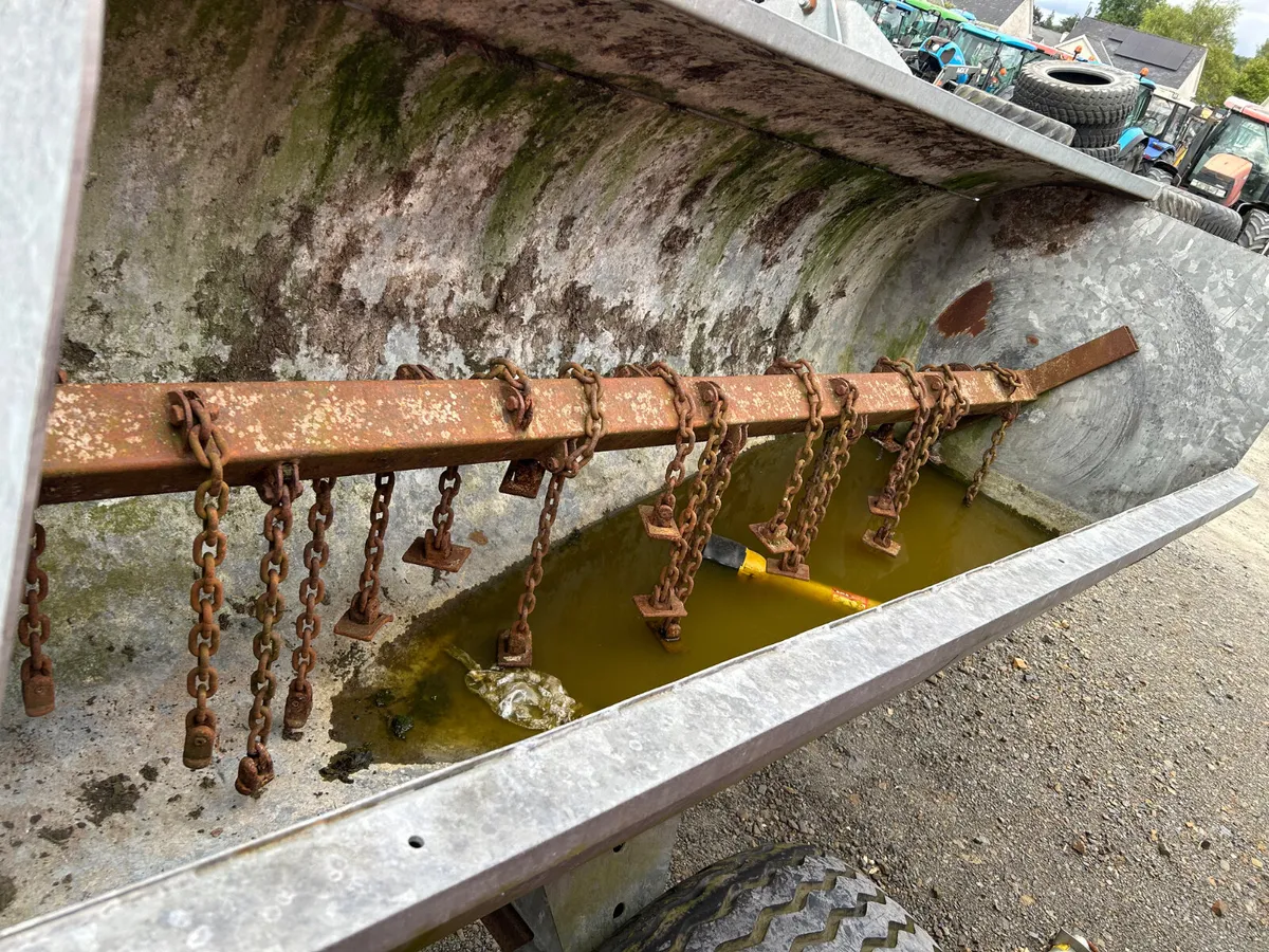 Belmac 4.5Cub Galvanised Muckspreader - Image 4