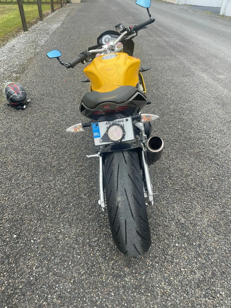 Aprilia Tuono V4 2012 - Image 3
