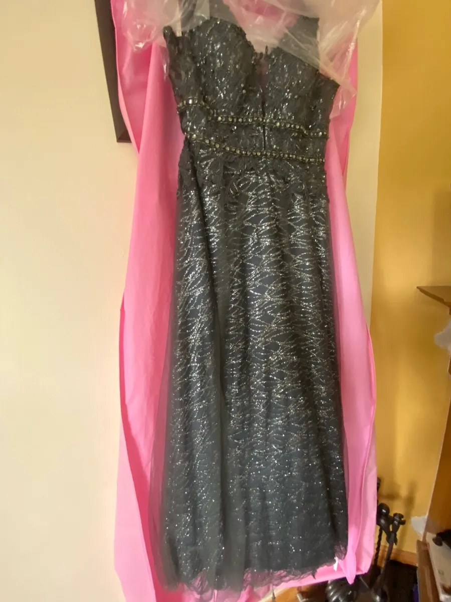 Debs dress - Image 1
