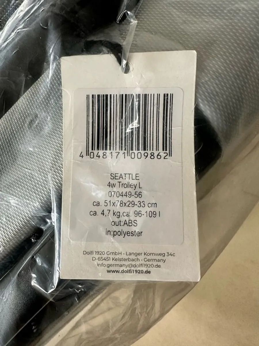 Large PSNGR suitcase - Image 2