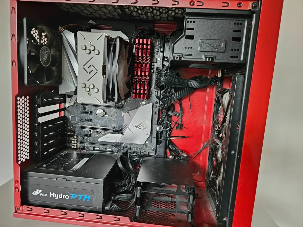 Linux/Gaming PC - Image 1
