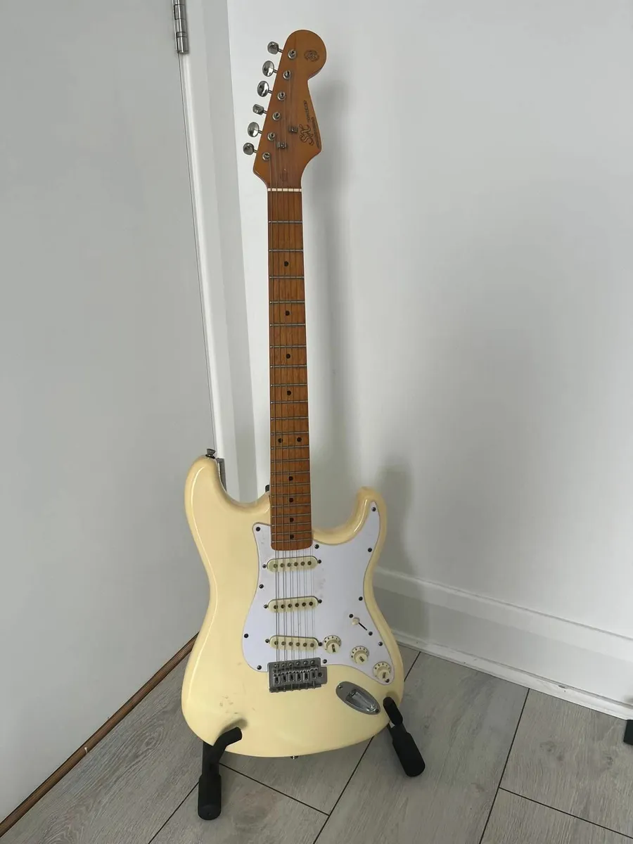 sx sst57 - vintage white - Image 1