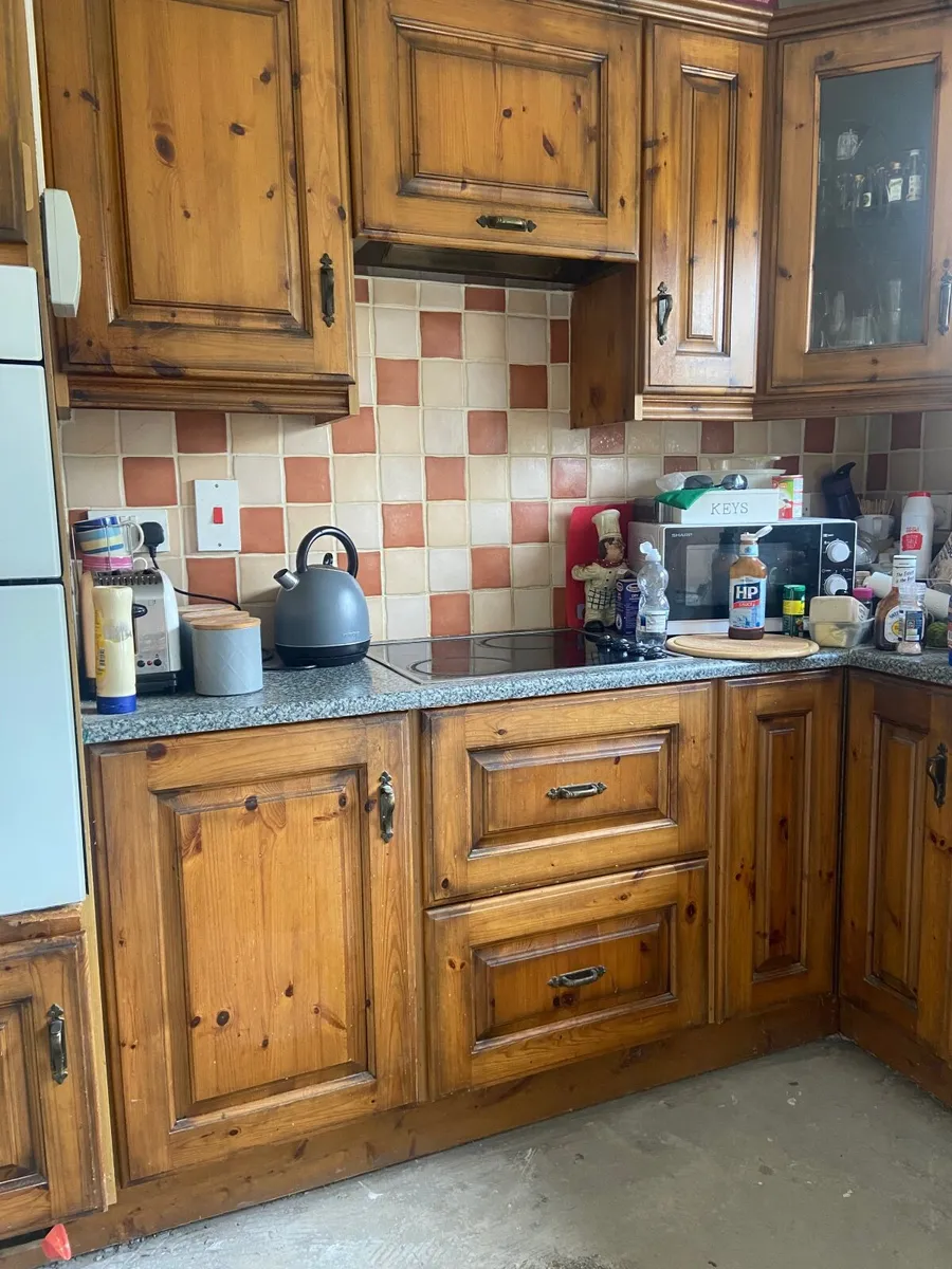 Kitchen - Image 4