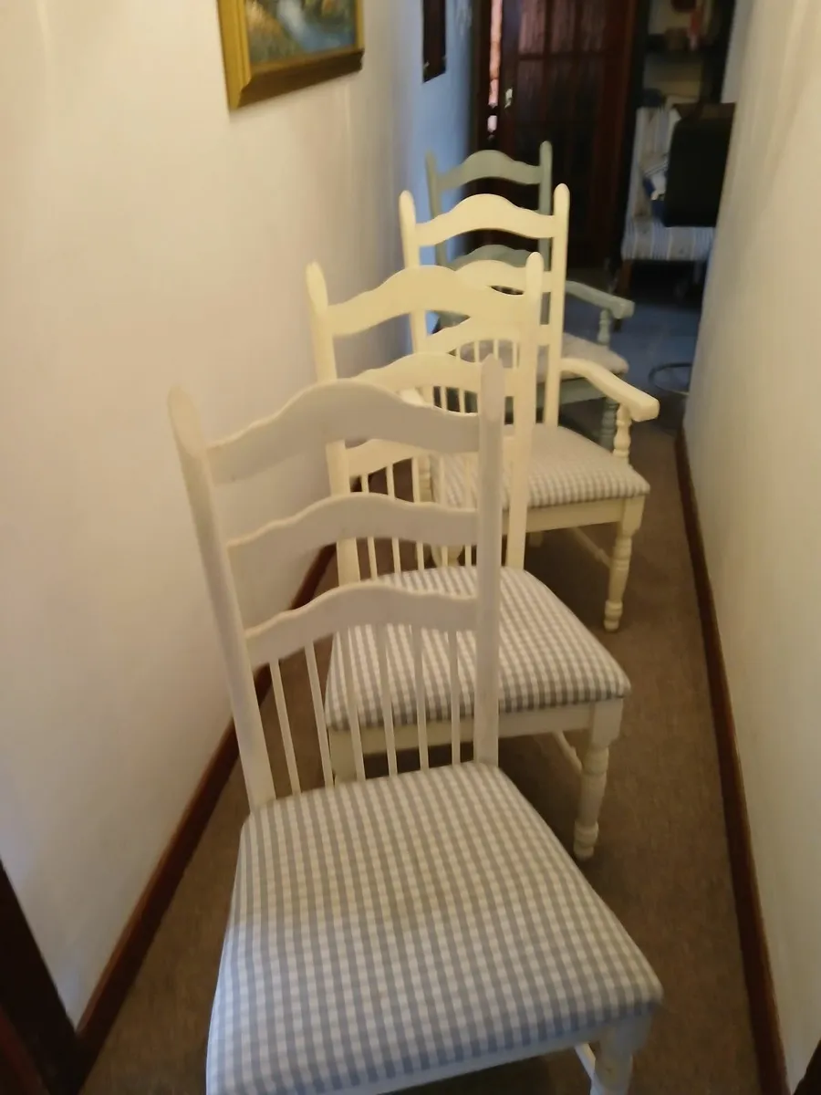 Chairs vintage lot of ....(4)...delivered - Image 4