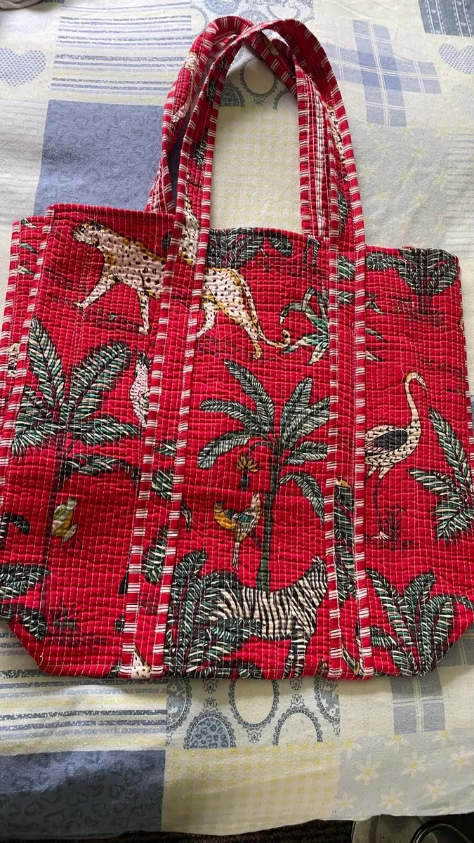 New cloth red bag - Image 1