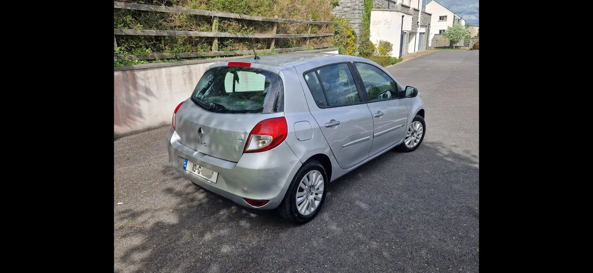 10 Renault Clio Tested&Taxed ..103k kms - Image 4