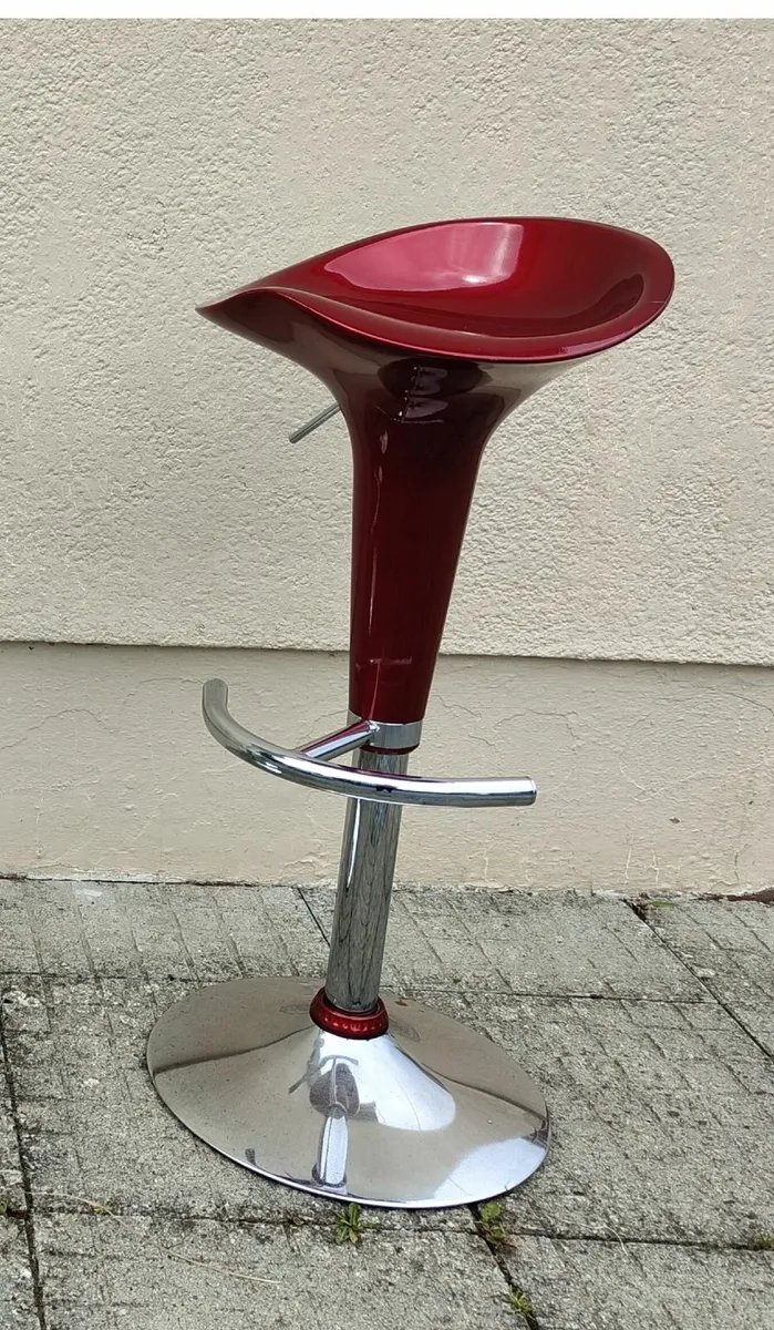 3 Retro Bar Stools - Image 2